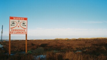 San Diego Surf Schoo San Diego Surfing San Diego Surf Lessons Surfing Safety How to stay safe in a rip current Rip Current Safety