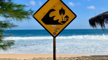 San Diego Surf School San Diego Surfing San Diego Surfing Lessons Surfing Surf Beach Ocean Hazard Safety in the Ocean