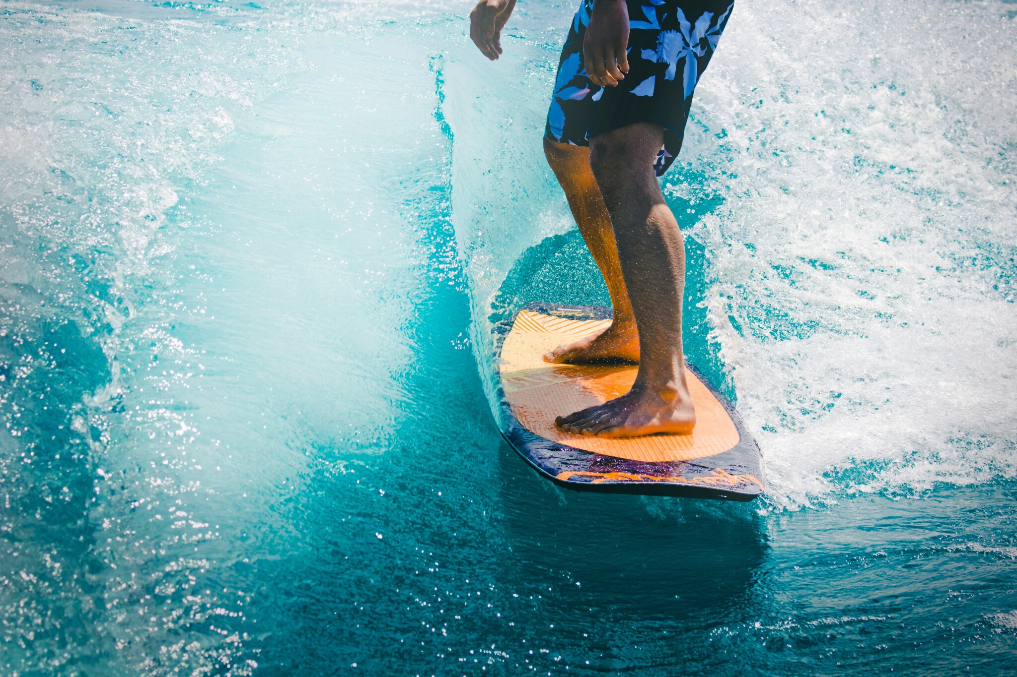 Surfing a Twin Fin Surfboard: The Ultimate Guide to Mastering the Waves at San Diego Surf School