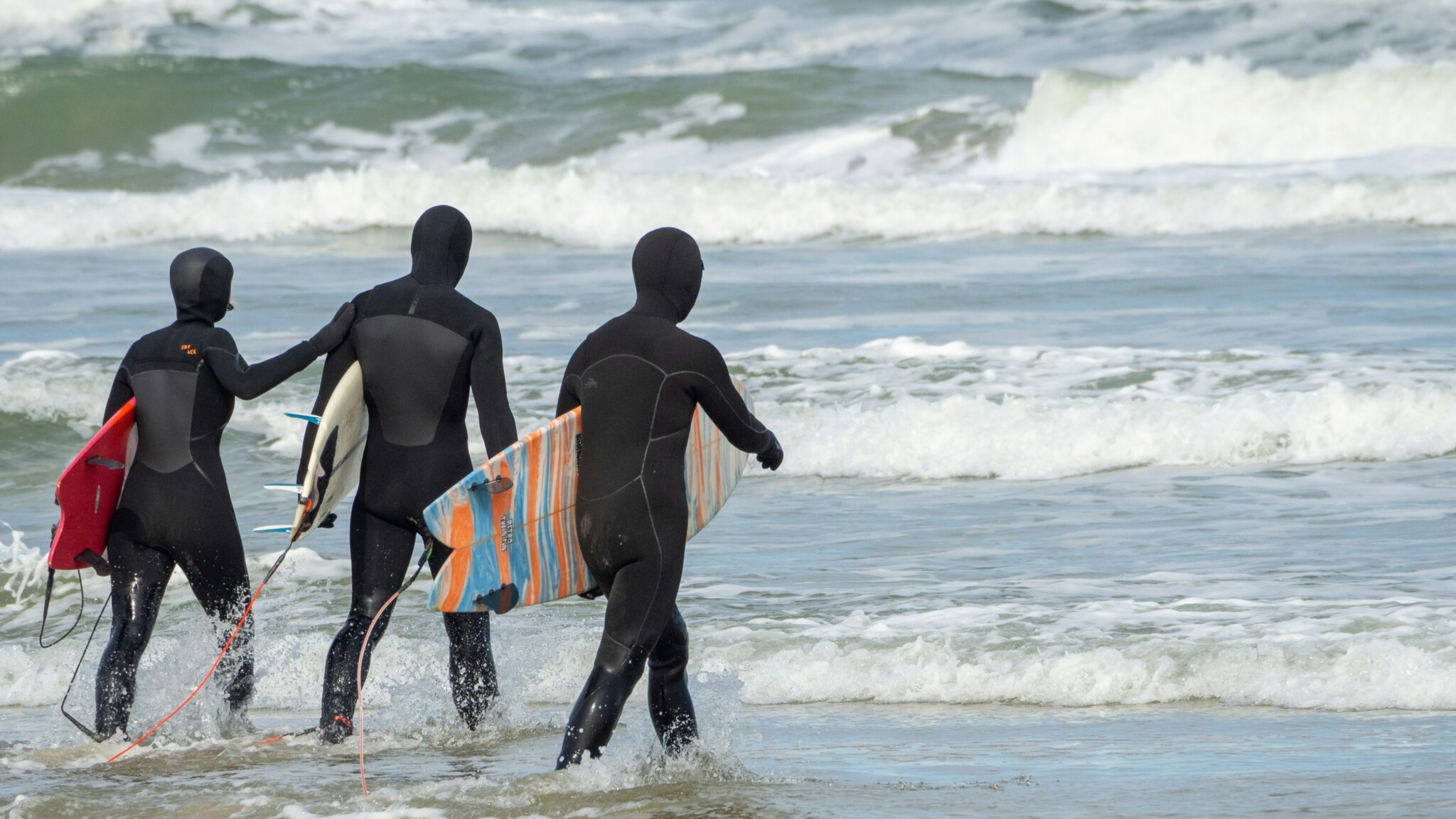 Preventing Surfer’s Ear in the Winter: Essential Tips for Surfers at San Diego Surf School