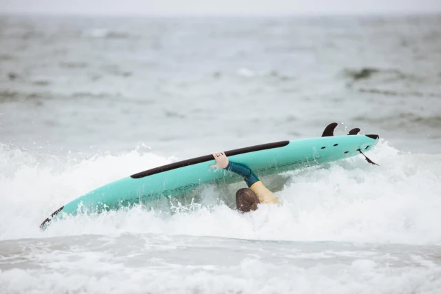 We call this piece: “Mondays.” 

Good thing we are open for Labor Day! Come have some fun in the sun and turn this Monday around 🤙😊

#socal #surf #sandiego #california
____________________________________
San Diego Surf School San Diego, CA
.
🌐 Website: www.sandiegosurfingschool.com
📸: @_danny_camacho 
.
☎️ PB Office: (858) 205-7683
☎️ OB Office: (619) 987-0115
.
#SanDiegoSurfSchool
.
.
.
.
.
#SDSSfamily #SanDiego #PacificBeach #OceanBeach #SoCal #WestCoast #SurfLessons #SummerCamp #SurfClass #Summer #MissionBeach #SDSurfTribe #SurfOfTheDay #SummerVibes #CaliforniaLifestyle #SanDiegoSurf #SurfCoach #SDsurf #Shaka #SanDiegoLiving #SoCalLiving #SDLiving #SurfIsLife #surfvibes #socal #surf #sandiego #california