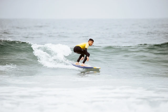 Working on outgrowing whitewater waves? Our staff provides intermediate surfing lessons as well! If you are struggling to find waves on your own, we can show you the way in either a private surfing lesson or an adult surf retreat. 
#social #surf #sandiego #california
____________________________________
San Diego Surf School San Diego, CA
.
🌐 Website: www.sandiegosurfingschool.com
📸: @matthyewwwww 
.
☎️ PB Office: (858) 205-7683
☎️ OB Office: (619) 987-0115
.
#SanDiegoSurfSchool
.
.
.
.
.
#SDSSfamily #SanDiego #PacificBeach #OceanBeach #SoCal #WestCoast #SurfLessons #SummerCamp #SurfClass #Summer #MissionBeach #SDSurfTribe #SurfOfTheDay #SummerVibes #CaliforniaLifestyle #SanDiegoSurf #SurfCoach #SDsurf #SanDiegoLiving #SoCalLiving #SDLiving #SurfIsLife #surfvibes #surf