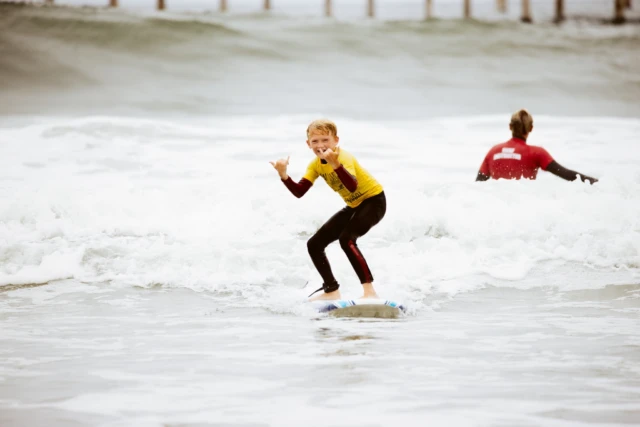 Throwing your best shaka and catching the best waves! 🤙🌊 Whether you're a seasoned surfer or catching your first wave, the shaka is always the perfect way to show your stoke. Come ride with us at San Diego Surf School and let's make every wave a high-five from the ocean! 🌟 #ShakaVibes #SurfStoke #CatchTheWave #GoodVibesOnly #SurfLife

🌐 Website: www.sandiegosurfingschool.com
.
☎️ PB Office: (858) 205-7683
☎️ OB Office: (619) 987-0115
.
#SanDiegoSurfSchool
.
.
.
.
.
#SDSSfamily #SanDiego #PacificBeach #OceanBeach
#SoCal #WestCoast #SurfLessons #SummerCamp
#SurfClass #Summer #MissionBeach #SDSurfTribe
#SurfOfTheDay #SummerVibes #CaliforniaLifestyle
#SanDiegoSurf #SurfCoach #SDsurf #SanDiegoLiving
#SoCalLiving #SDLiving #SurfIsLife #surfvibes #surf