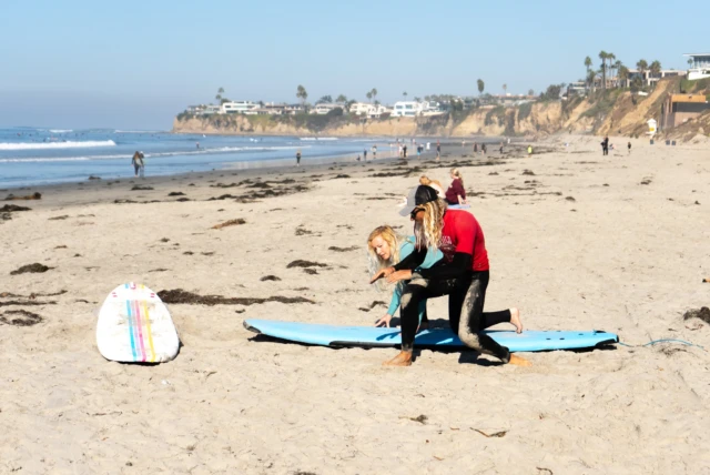 Learning to surf, one step at a time 🌊🏄‍♀️ At San Diego Surf School, we break down the fundamentals so every session is a success! Whether you're catching your first wave or leveling up, we're with you every step of the way. Let’s ride those waves together! 🤙 #LearnToSurf #SurfingSuccess #SanDiegoSurfSchool #StepByStep #SurfLessons #catchthewave 🌐 Website: www.sandiegosurfingschool.com
.
☎️ PB Office: (858) 205-7683
☎️ OB Office: (619) 987-0115
.
#SanDiegoSurfSchool
.
.
.
.
.
#SDSSfamily #SanDiego #PacificBeach #OceanBeach
#SoCal #WestCoast #SurfLessons #SummerCamp
#SurfClass #Summer #MissionBeach #SDSurfTribe
#SurfOfTheDay #SummerVibes #CaliforniaLifestyle